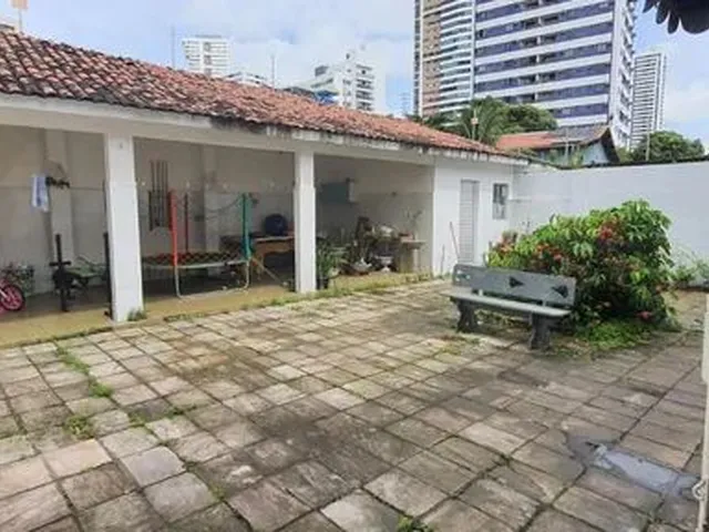 Imagem 10: Casa para Locação em Recife, Madalena, 4 Dormitórios, 3 Suítes, 1 Banheiro, 4 Vagas