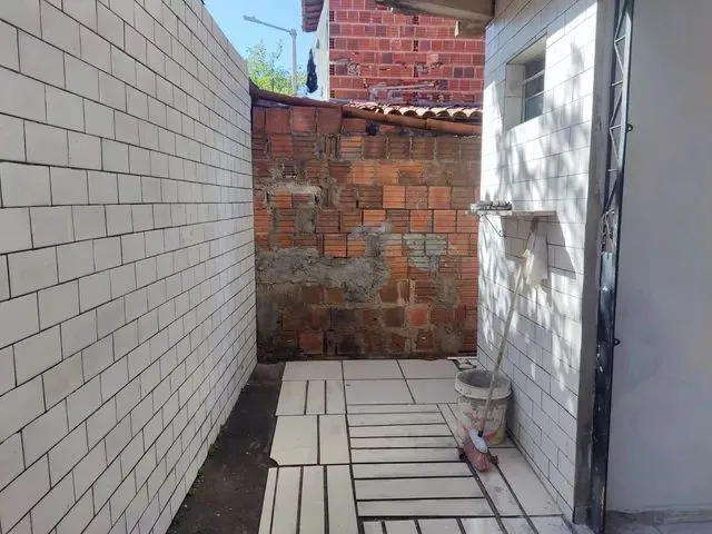 Imagem 7: Casa para Aluguel e Venda com 100 Metros Quadrados com 2 Quartos em Passaré - Fortaleza