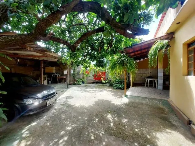 Imagem 1: Casa com 3 Dormitórios para Alugar em Contagem