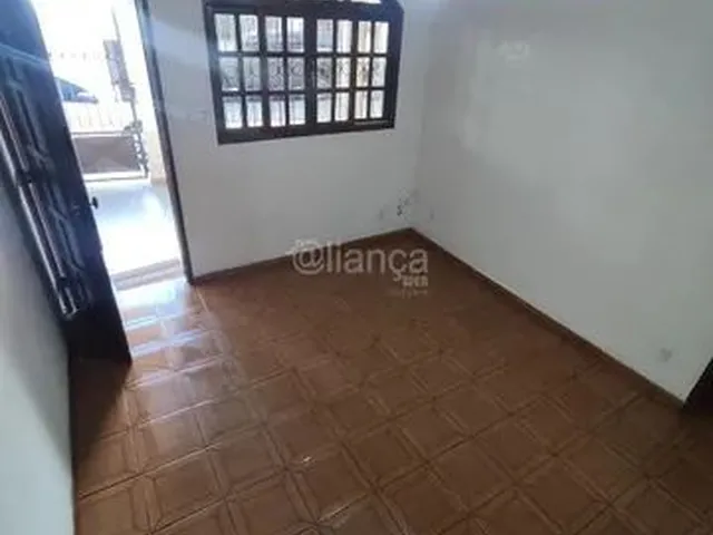 Imagem: Casa para Aluguel, 3 Quartos, 1 Vaga, Aribiri