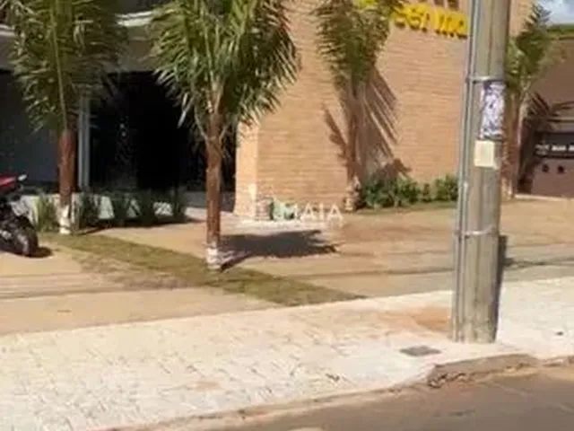 Imagem: Comercial no Nossa Senhora da Abadia