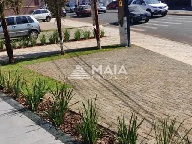 Imagem 2: Comercial no Nossa Senhora da Abadia