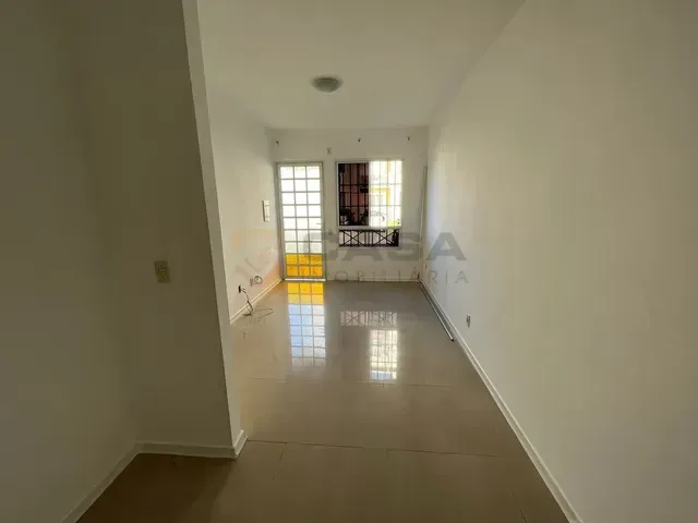 Imagem 3: Dno Linda Casa em Condomínio Fechado