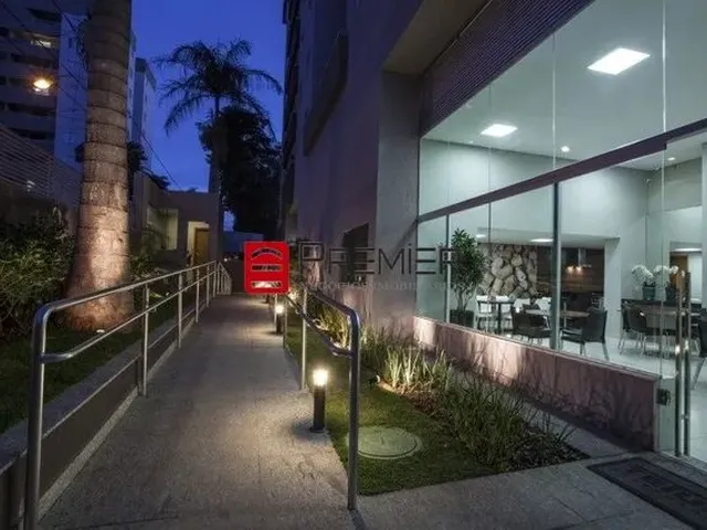 Imagem: Prédio / Edifício Inteiro com 3 Dormitórios
