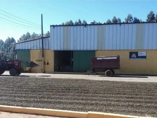 Imagem 4: Fazenda / Sítios / Chácaras com 3 Dormitórios À Venda em Lambari
