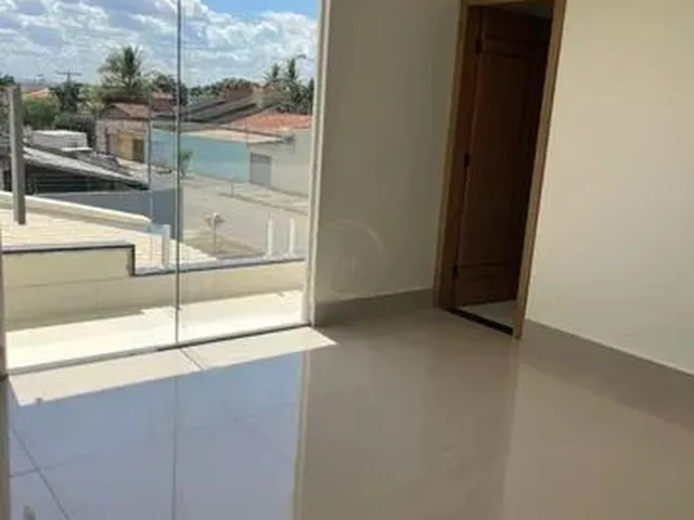 Imagem: A casa possui 3 Dormitórios, 3 Suítes, 4 Banheiros, 2