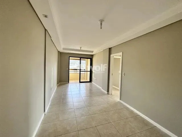 Imagem 2: 03 Quartos 1 Ste - Semi-Mobiliado - Top - Piscina