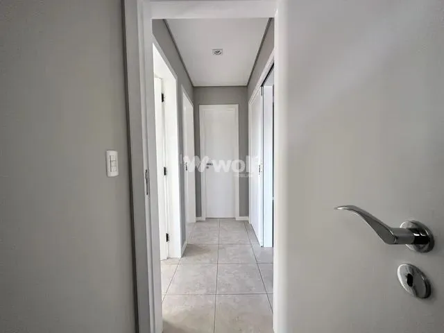 Imagem 5: 03 Quartos 1 Ste - Semi-Mobiliado - Top - Piscina