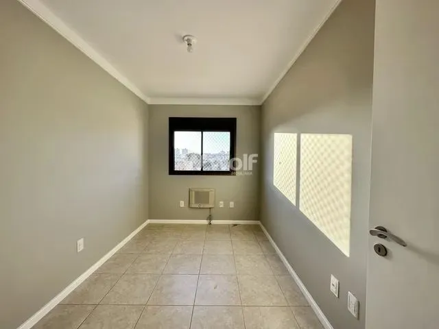 Imagem 9: 03 Quartos 1 Ste - Semi-Mobiliado - Top - Piscina