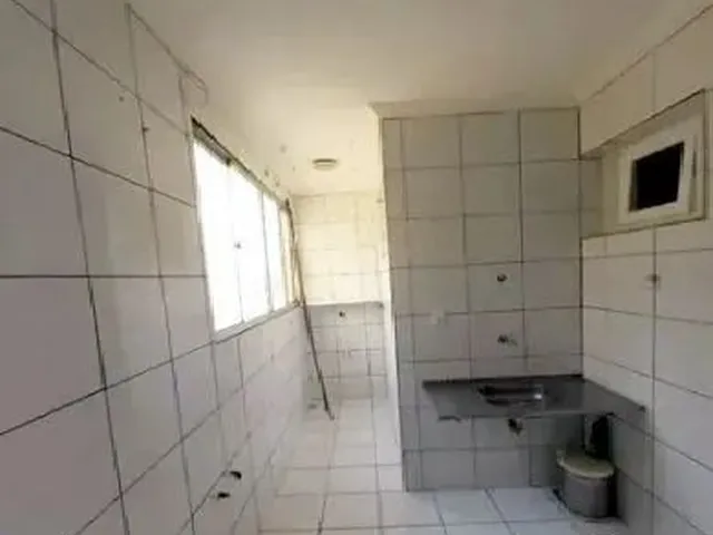 Imagem 3: Apartamento com 3 Dormitórios À Venda, 58 M² por R$ 180.000,00 - Messejana