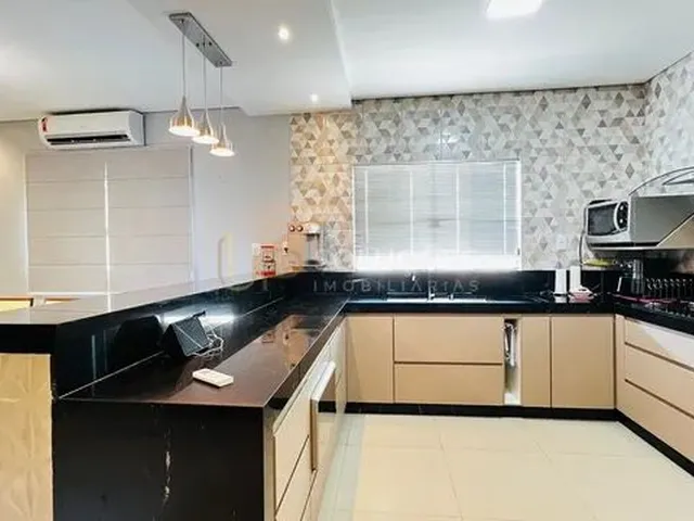Imagem 8: Casa 4 Quartos (3 Suítes) + Área Gourmet + Jardim de Inverno