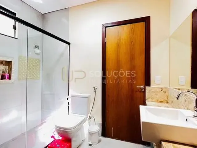 Imagem 7: Casa 4 Quartos (3 Suítes) + Área Gourmet + Jardim de Inverno