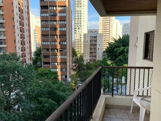 Imagem: São Paulo - Casa Padrão - Moema