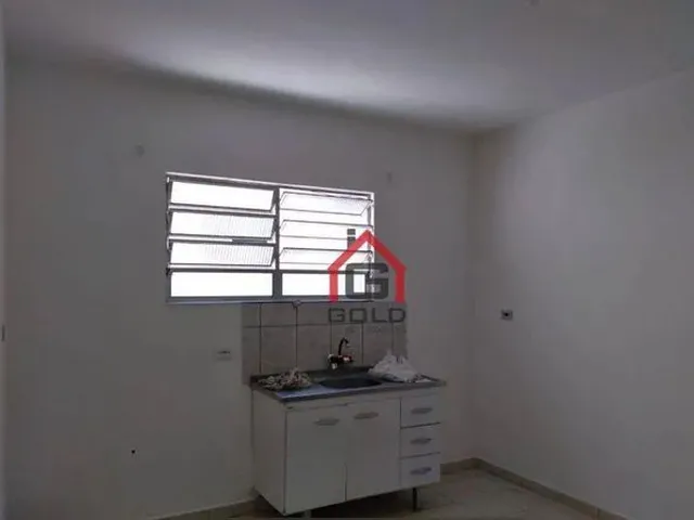Imagem: A casa possui 1 Dormitório, 1 Banheiro, 50m² de Área e