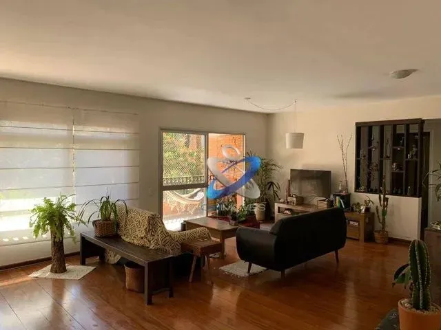 Imagem: Apartamento com 3 Dormitórios, 220 M²