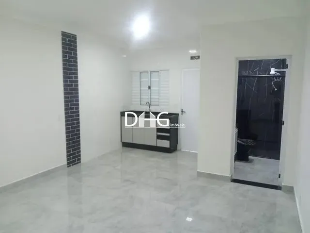 Imagem: O studio possui 1 Dormitório, 1 Banheiro, 1 Vaga na