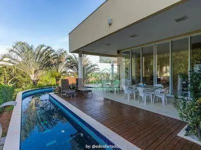 Imagem: Casa com 4 Dormitórios para Alugar, 380