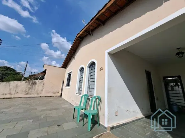 Imagem: Valinhos - Casa Padrão - Jardim Pinheiros