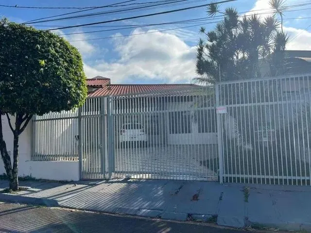 Imagem: Casa a Venda - Champagnat