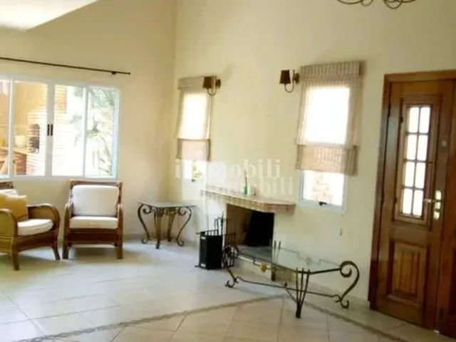 Imagem 2: Casa com 3 Dormitórios na Região de Cotia