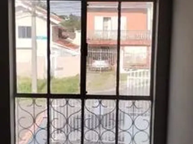 Imagem 10: Sobrado para Aluguel Tem 150 Metros Quadrados com 3 Quartos em Abranches - Curitiba - Pr