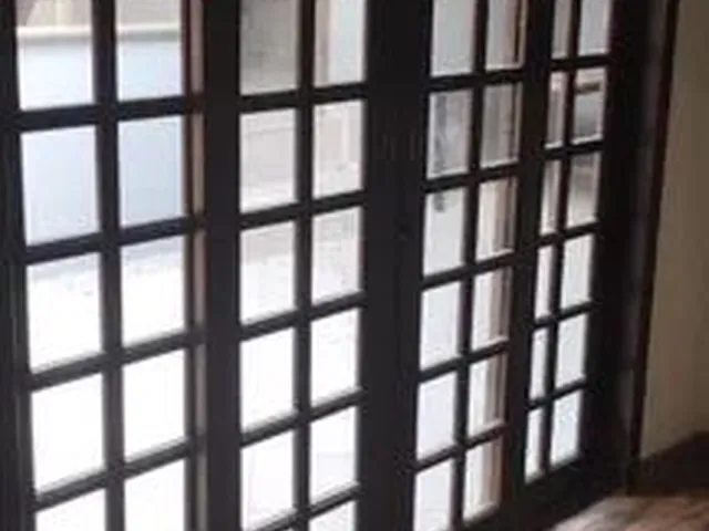 Imagem 14: Sobrado para Aluguel Tem 150 Metros Quadrados com 3 Quartos em Abranches - Curitiba - Pr