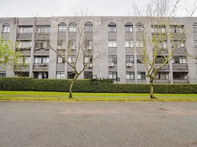 Imagem 9: Apartamento com 3 Dormitórios À Venda, 83 M² por R$ 450.000 - Cabral - Curitiba/Pr