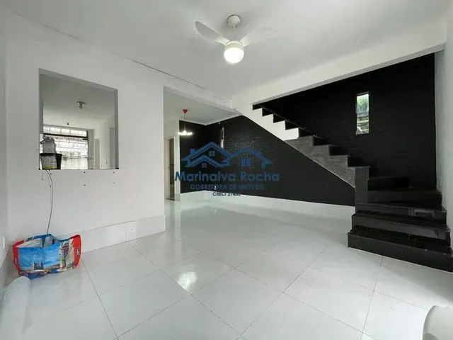 Imagem: Apartamento À Venda no Bairro Recreio Ipitanga