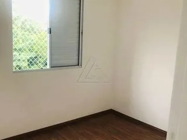 Imagem: O apartamento possui 2 Dormitórios, 1 Banheiro, 1 Vaga na