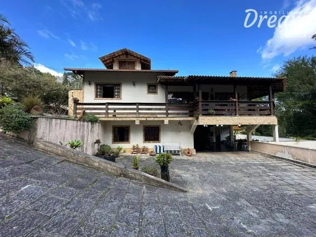 Imagem: Casa com 3 Dormitórios À Venda, 450 M²