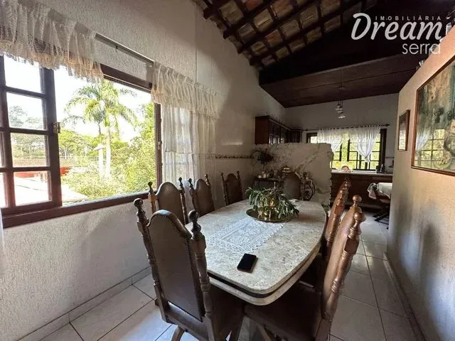 Imagem 3: Casa com 3 Dormitórios À Venda, 450 M² por R$ 900.000,00 - Parque do Imbui