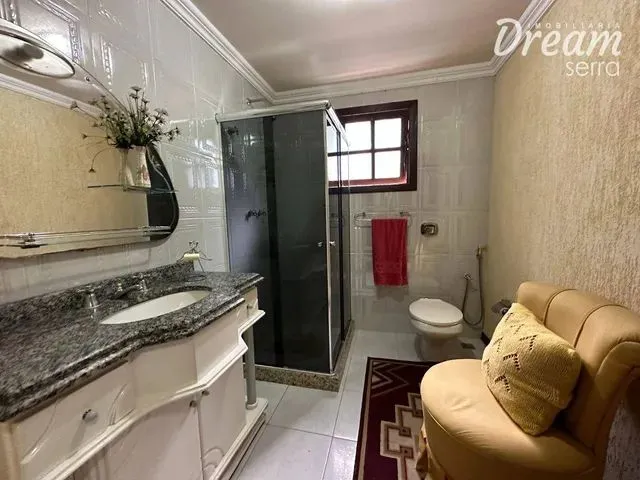 Imagem 16: Casa com 3 Dormitórios À Venda, 450 M² por R$ 900.000,00 - Parque do Imbui
