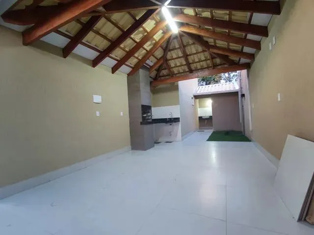 Imagem 3: Amp;Quot;Encante-Se com Esta Linda Casa de 3 Quartos e Área Gourmet em Caldas