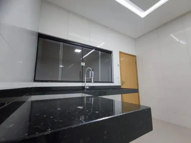 Imagem 13: Amp;Quot;Encante-Se com Esta Linda Casa de 3 Quartos e Área Gourmet em Caldas