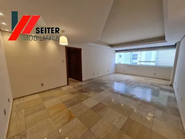 Imagem: Apartamento de 4 Dormitorios para Locação