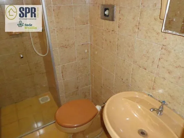 Imagem 9: Kitnet com 1 Dormitório para Alugar, 35 M² por R$ 1.100,00/Ano - Asa Norte