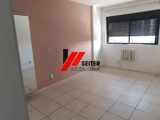 Imagem 7: Apartamento 3 Dormitorios com Dependencia e 1 Vaga de Garagem