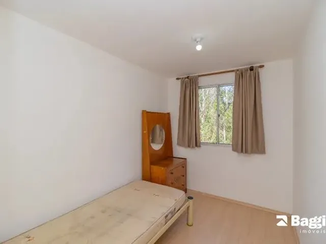 Imagem 6: Apartamento de 2 Quartos para Alugar no Bairro Campo Comprido