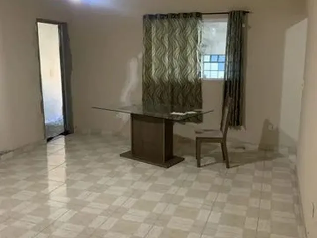 Imagem: Guarulhos - Casa Padrão - Parque Continental