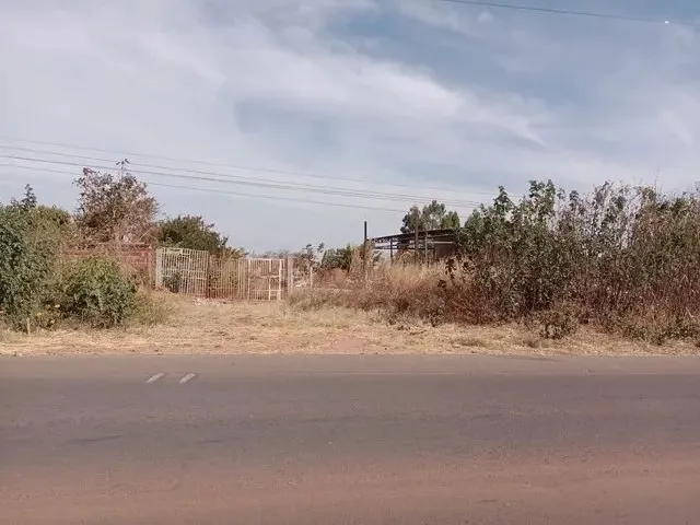 Imagem 6: Excelente Chácara Vazada na Margens da Df 430