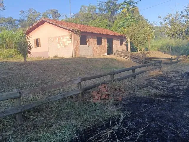 Imagem: Fazenda/Sítio/Chácara para Venda com 15000
