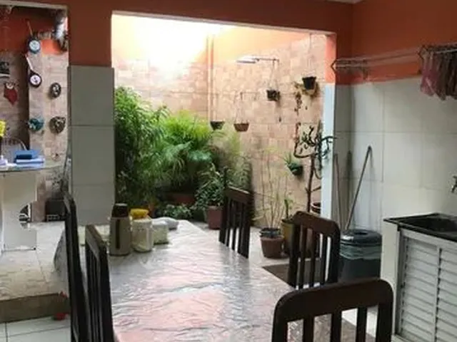 Imagem 12: Casa para Venda Tem 220 Metros Quadrados com 4 Quartos em Cremação - Belém - Pa