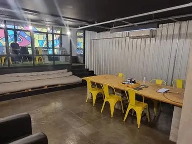 Imagem 3: Alugo] Sala com 100Mt2 (Sem Móveis