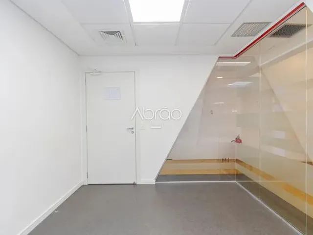 Imagem 8: Sala Comercial no Centro de Curitiba, para Você Que Deseja Praticidade