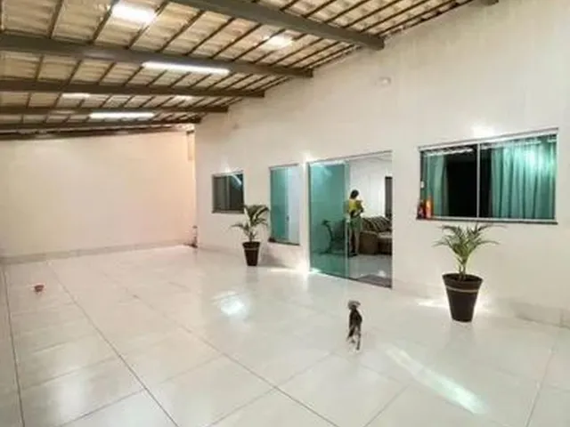 Imagem: Vende-Se Casa com Piscina em Bela Aurora