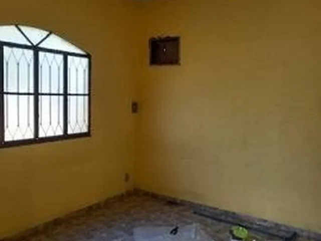 Imagem 7: Casa Ao Lado do Centro de Cotia a Venda com Documento