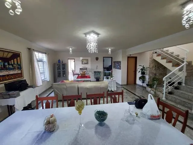 Imagem 15: Sobrado com 3 Dormitórios À Venda com 589.73M² por R$ 1.090.000,00 no Bairro Centro