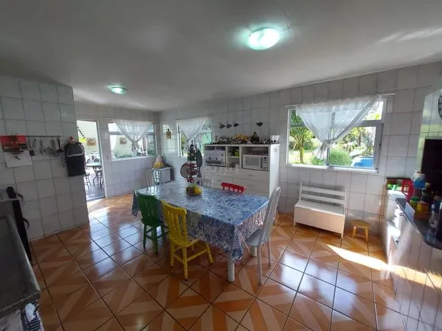 Imagem 6: Sobrado com 3 Dormitórios À Venda com 589.73M² por R$ 1.090.000,00 no Bairro Centro