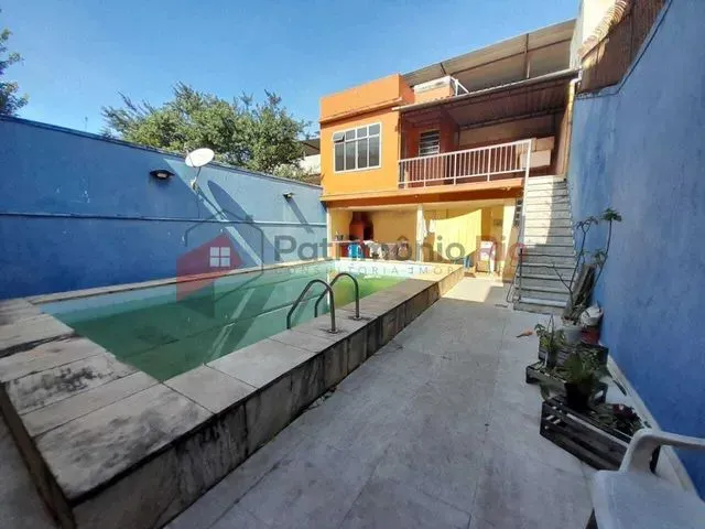 Imagem: Boa Casa Duplex, Penha, com 3 Quartos Sendo