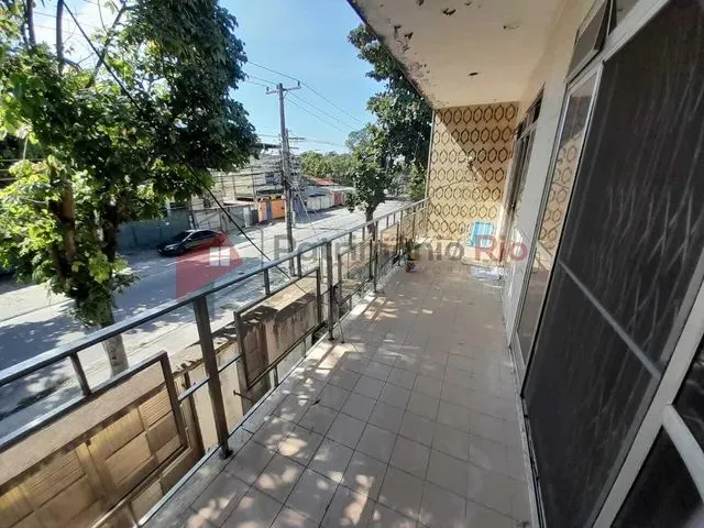 Imagem 11: Boa Casa Duplex, Penha, com 3 Quartos Sendo 2 Suítes, Varandão, 3 Vagas, Piscina